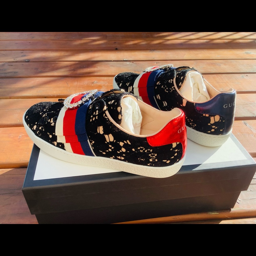 Gucci Women’s Ace Lace Sneakers